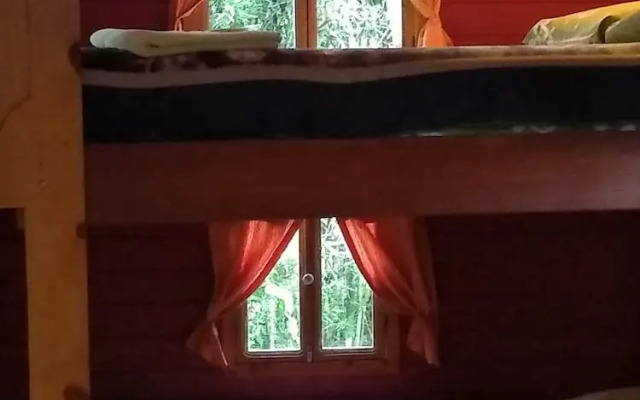 Hosteria La Roulotte Mindo