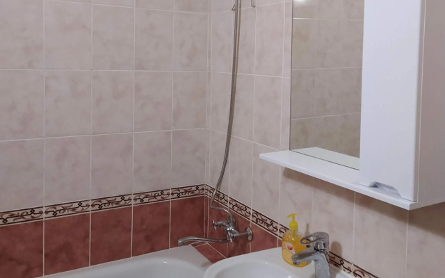 Двухкомнатная квартира с кухней студией Бровары.