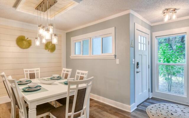 Island Palms Retreat