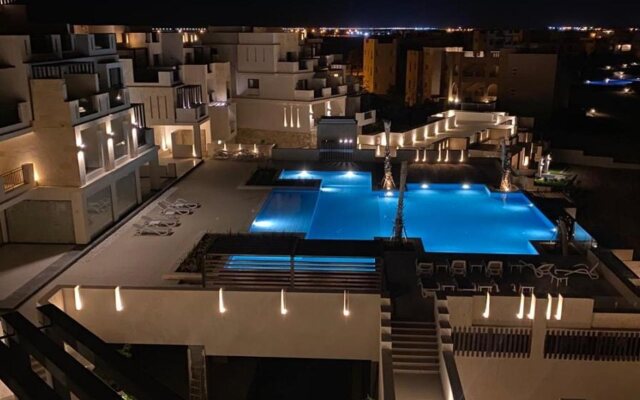 Creek Hotel and Residences El Gouna