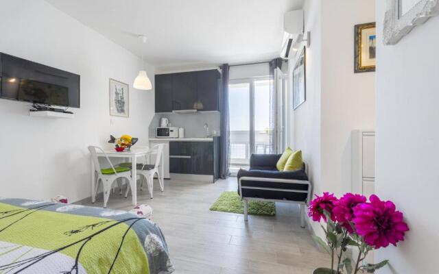 FM Apartments