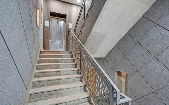 Fabhotel Nyt Residency