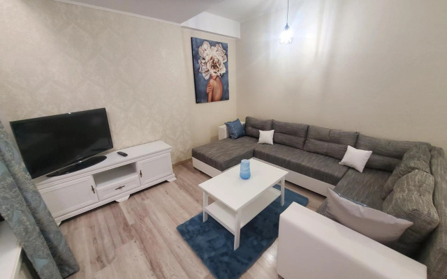 Morii Lake Apartment