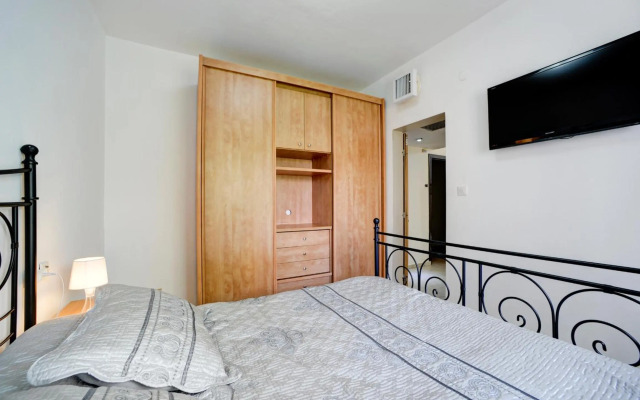 Sea Suites Apartments