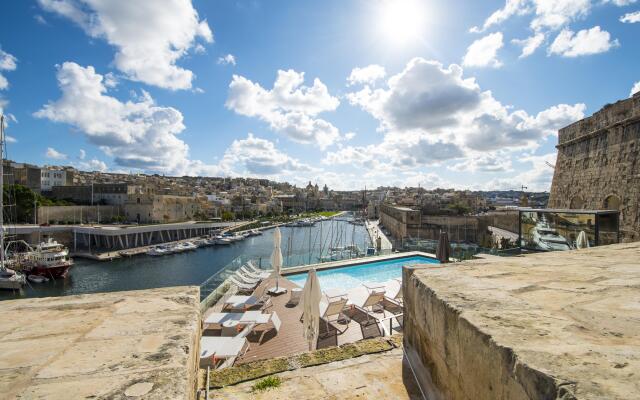 Cugo Gran Macina Malta