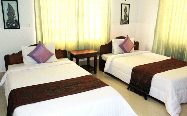 Tropical Breeze Guesthouse