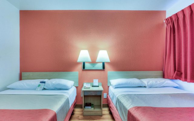 Motel 6 Portland South Lake Oswego Tigard