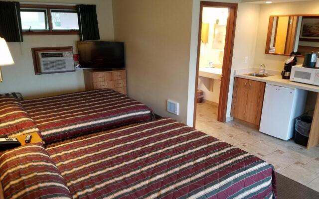 Black Hawk Motel and Suites