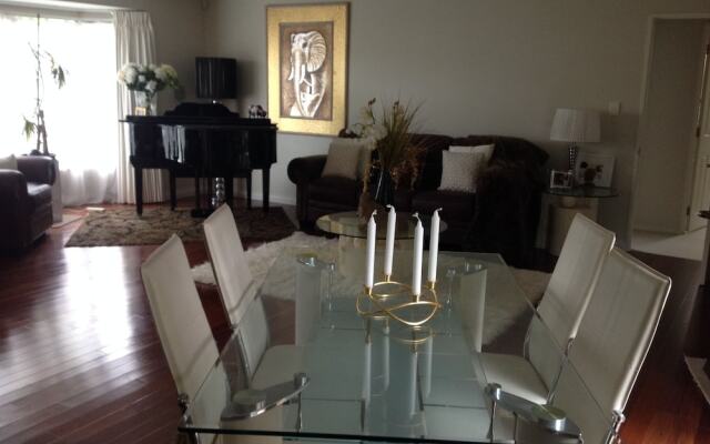 Howick Luxury Large Home