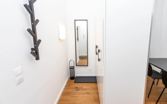 Radiant Premium Apartments - Central