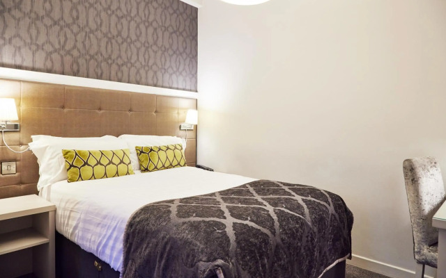 Isaacs Hotel Cork City