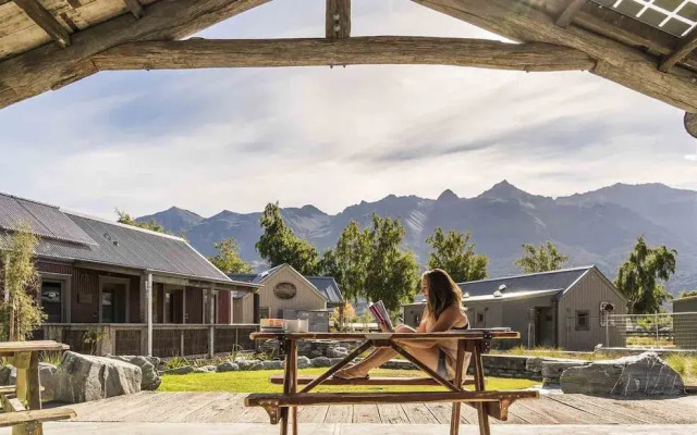 Headwaters Glenorchy Eco Lodge