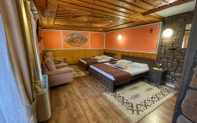 Guest rooms Colorit