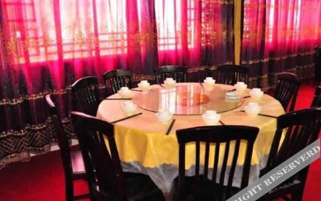 香格里拉云宝庄园酒店