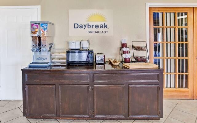 Days Inn LaPorte