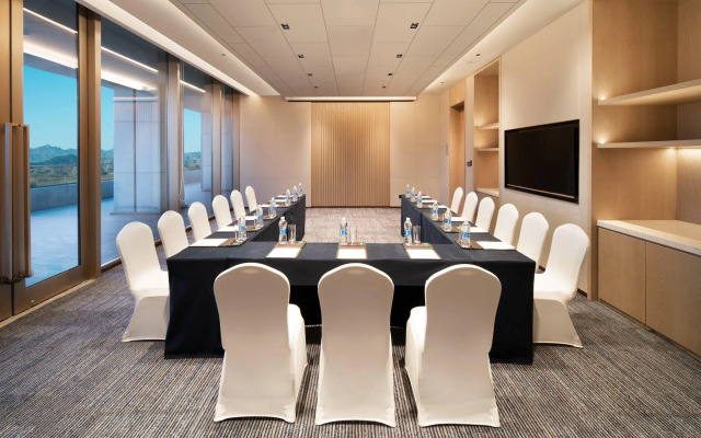 Crowne Plaza Zunhua Hot Spring Town by IHG