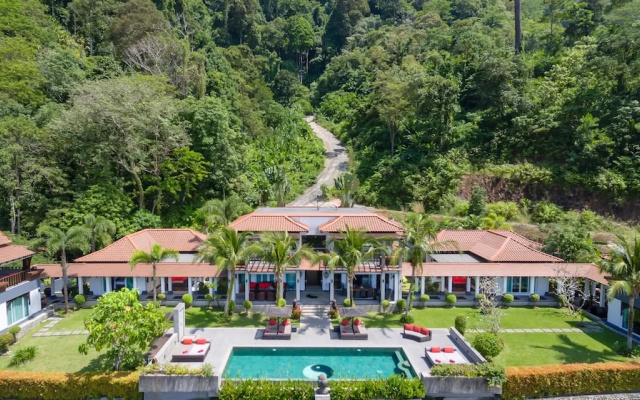 Ocean View Boutique 8BR Pool Villa Sawan