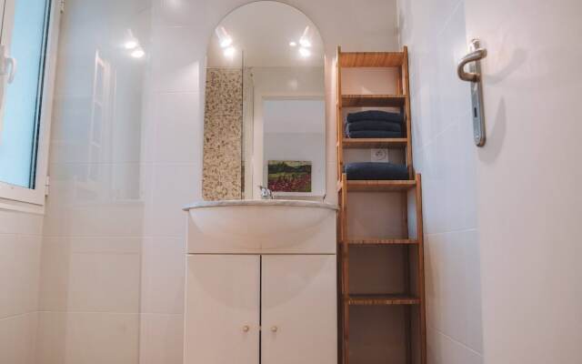 La Marquise Fontaines