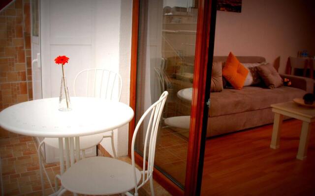 Homelike Residence