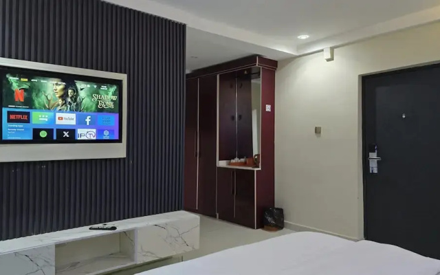 The Hierarchy Hotel