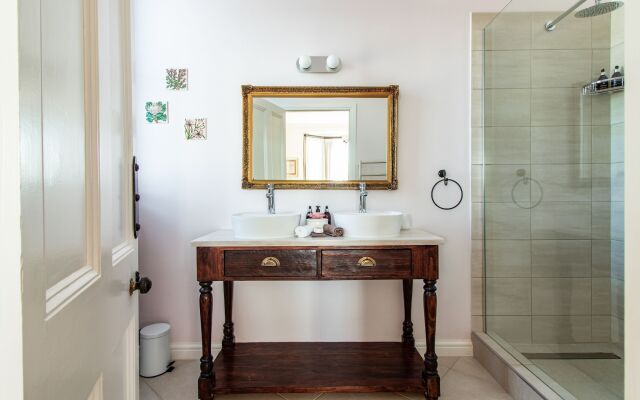 Carmichael House Boutique Hotel