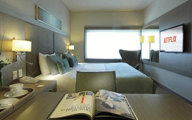 Recoleta Grand, a Tribute Portfolio Hotel