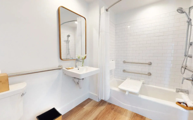 Fisher Inn Resort & Marina