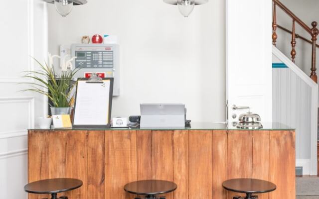Procyon Boutique & Suites