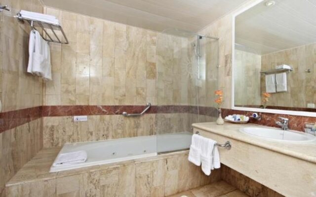 Bahia Principe Grand Turquesa - All Inclusive