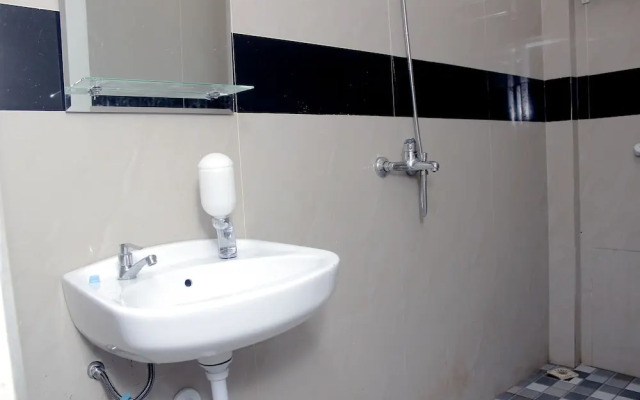 OYO 783 Grand Mentari Guest House