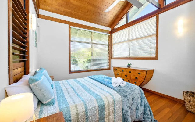 Serenity - Mudjimba - Pet Friendly Holiday Home
