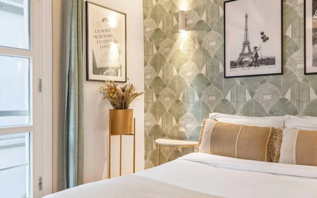 Amazing Historical Parisien Loft Next TO Louvre Area ! 6