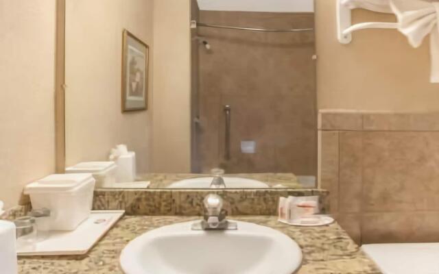 Ramada by Wyndham Fresno North