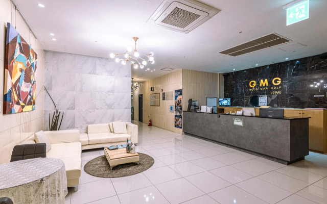 JK Blossom Hotel
