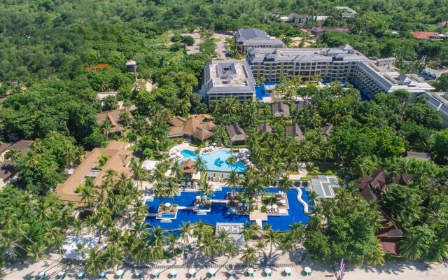 Henann Resort Alona Beach