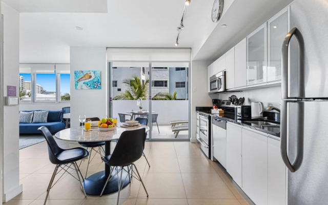 Dharma Home Suites Miami at Monte Carlo