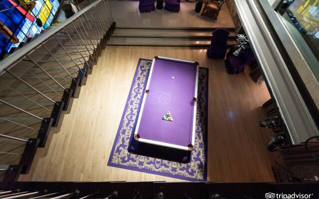 Sanderson London
