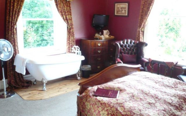 Holmefield Country Guest House