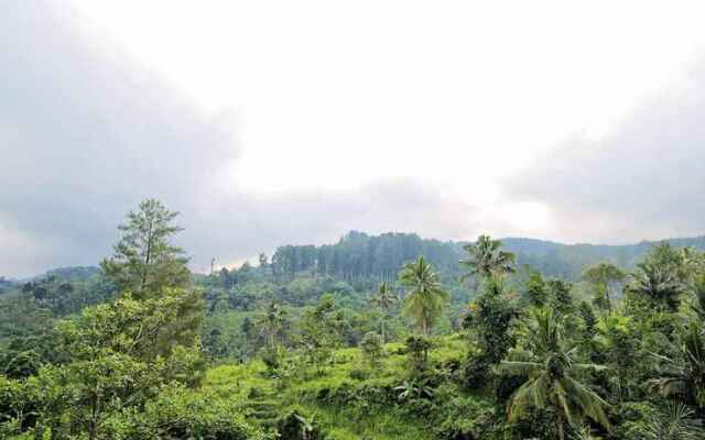 Grand Kanaya Baturraden Hotel