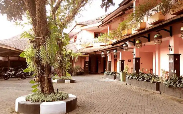 Hotel Sawunggalih