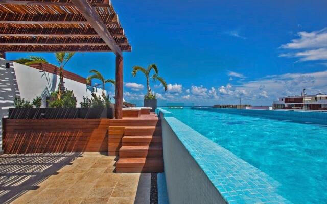 MOMA Luxury condo Playa del Carmen