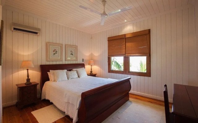 South Point Villas