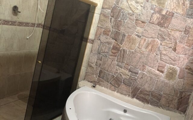 Brazil & France Hostel And House Inn