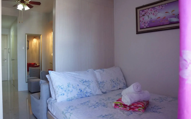 ComfyStay at Sea Residences