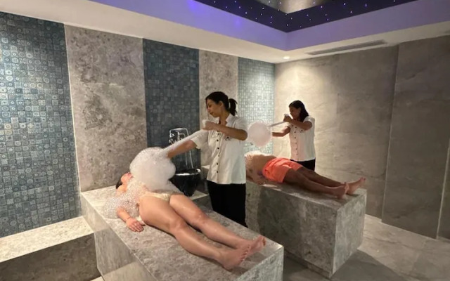 Sentido Naga Bay