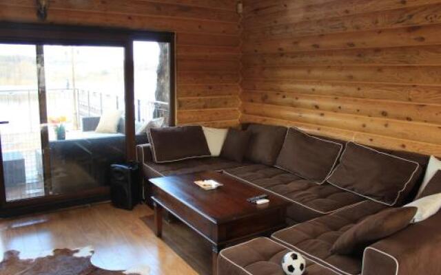 Guest House Qzovir Malo Buchino