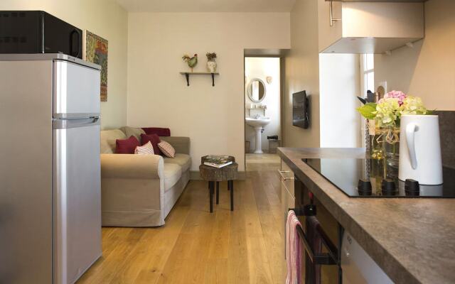Les Hauts de Condom Appartements Climatisés Venez respirez l'air Gersois Vive le Slowtourisme