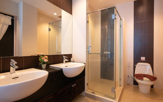 Veloche SeaView 2 BR. 160sq.m near beach