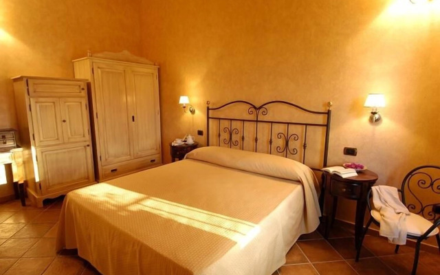 Il Podere Hotel Restaurant