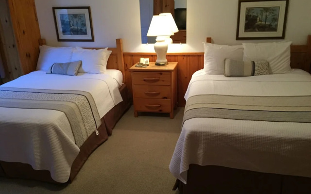 Clevelands House Resort Muskoka